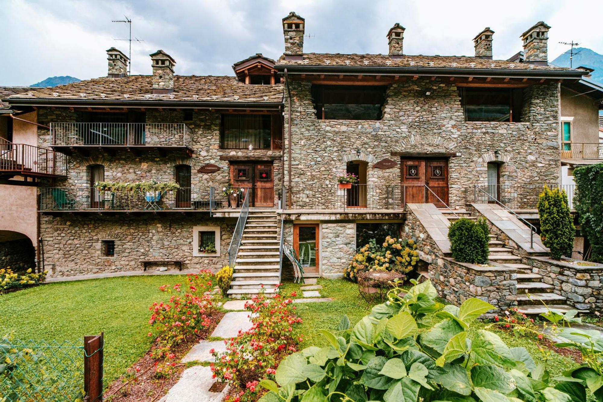 Maison Rosset Agriturismo, Camere, Appartamenti E Spa In Valle D'Aosta Nus Exterior foto